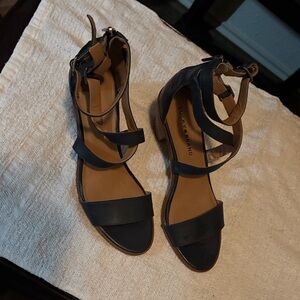 Lucky Brand Women's Navy Blue Sandals